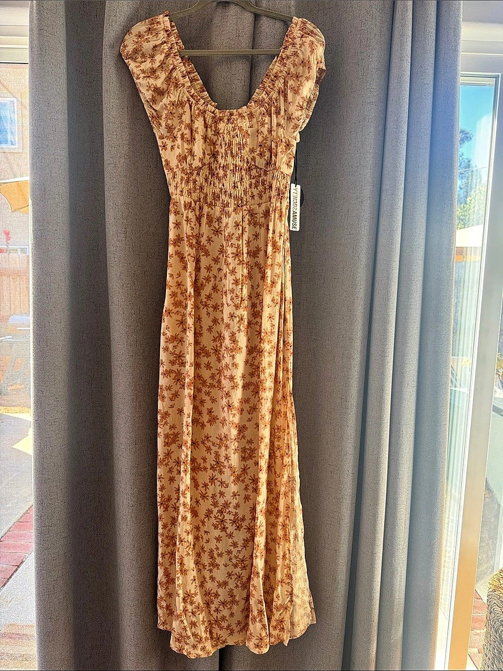 Amuse Society Floral Maxi Dress in Cream & Brown Size Small NWT